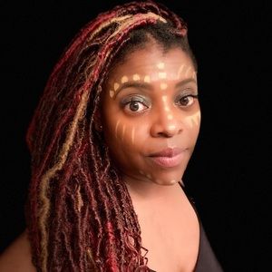 Meet your Posher, Joi